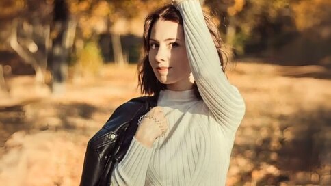 Enter MerryBerry VIP Show