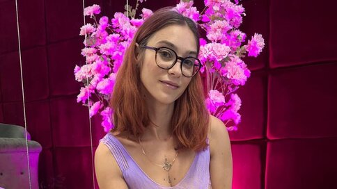 Enter MiaSolle VIP Show