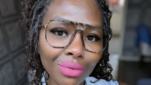 Enter MilkyMarie VIP Show