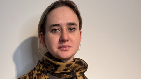 Enter MonikaBennerson VIP Show