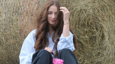 Enter MoonSany VIP Show