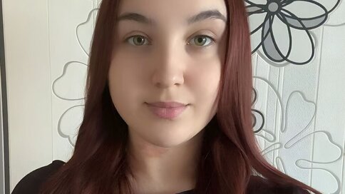 Enter MoriahMaged VIP Show