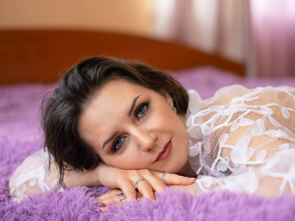 Enter NadejdaTer VIP Show