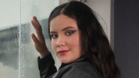 Enter NahiaMonet VIP Show