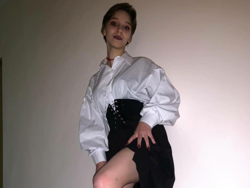 Enter NicoleCook VIP Show