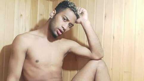 Enter NoahCarrington VIP Show