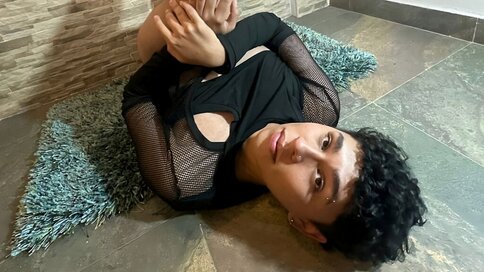 Enter NoahSinn VIP Show