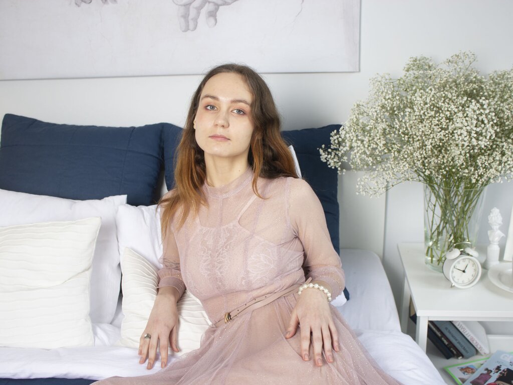 Enter PaigeBaker VIP Show