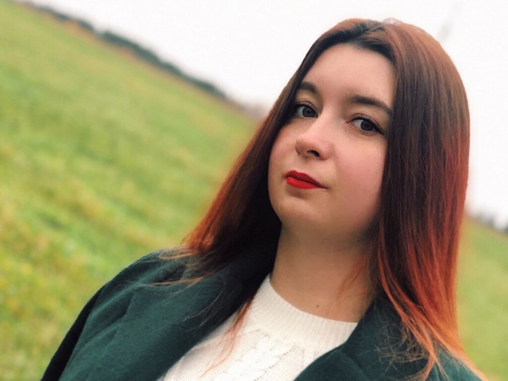 Enter PamelaLillian VIP Show