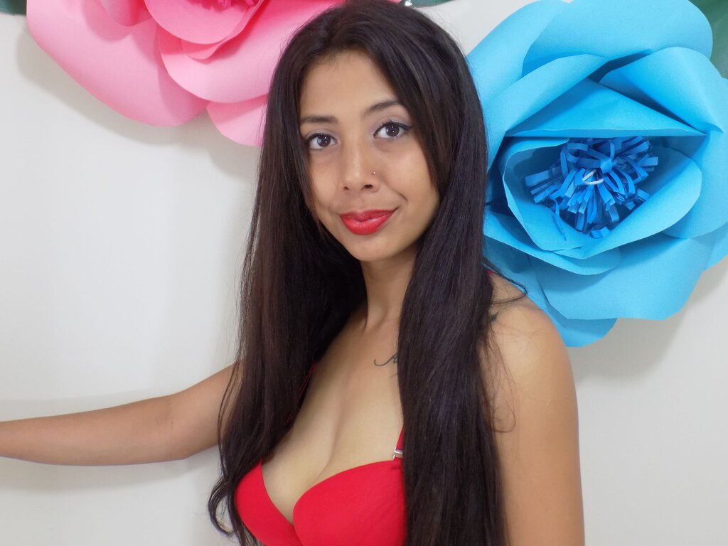 Enter PhoebeCate VIP Show