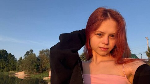 Enter RebaDoty VIP Show