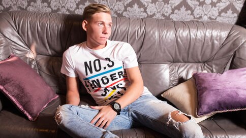 Enter RichieRough VIP Show