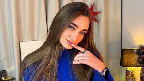 Enter RozzaliGlow VIP Show