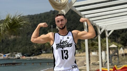 Enter RyanStorm VIP Show