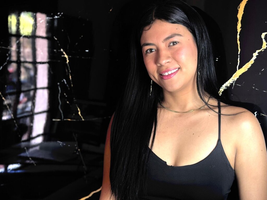 Enter SalmaRamirez VIP Show