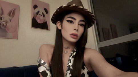 Enter ShadayLowers VIP Show