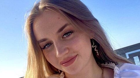 Enter SonyMiller VIP Show