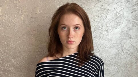 Enter StacyFoxster VIP Show