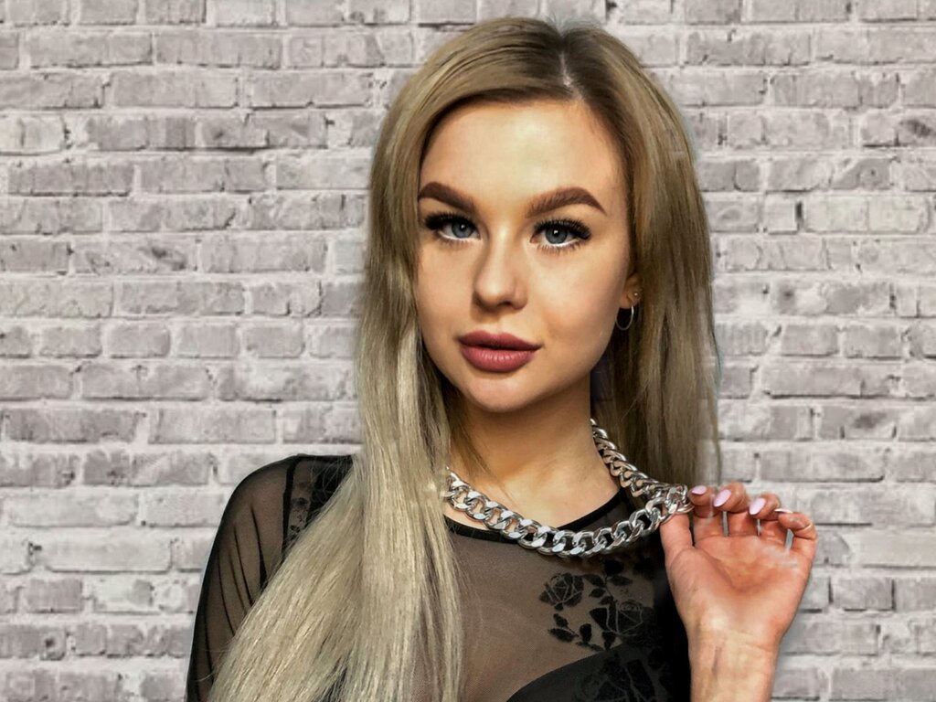 Enter StellaFrances VIP Show