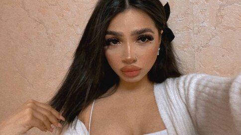 Enter StellaRiver VIP Show