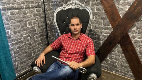 Enter StephanHilton VIP Show