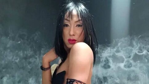 Enter StephanyGrenn VIP Show