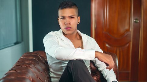 Enter StevenGonzales VIP Show