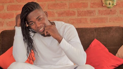 Enter StevenSegura VIP Show