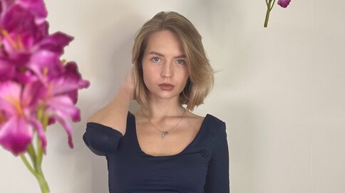 Enter SvetlanaWeisbrod VIP Show