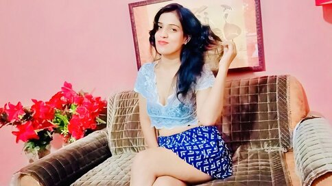 Enter TaraLeo VIP Show