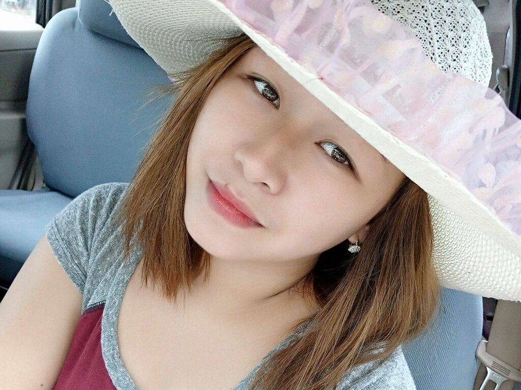 Enter TheyaDia VIP Show