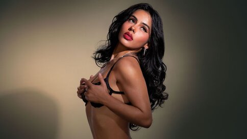 Enter TianaBeacker VIP Show