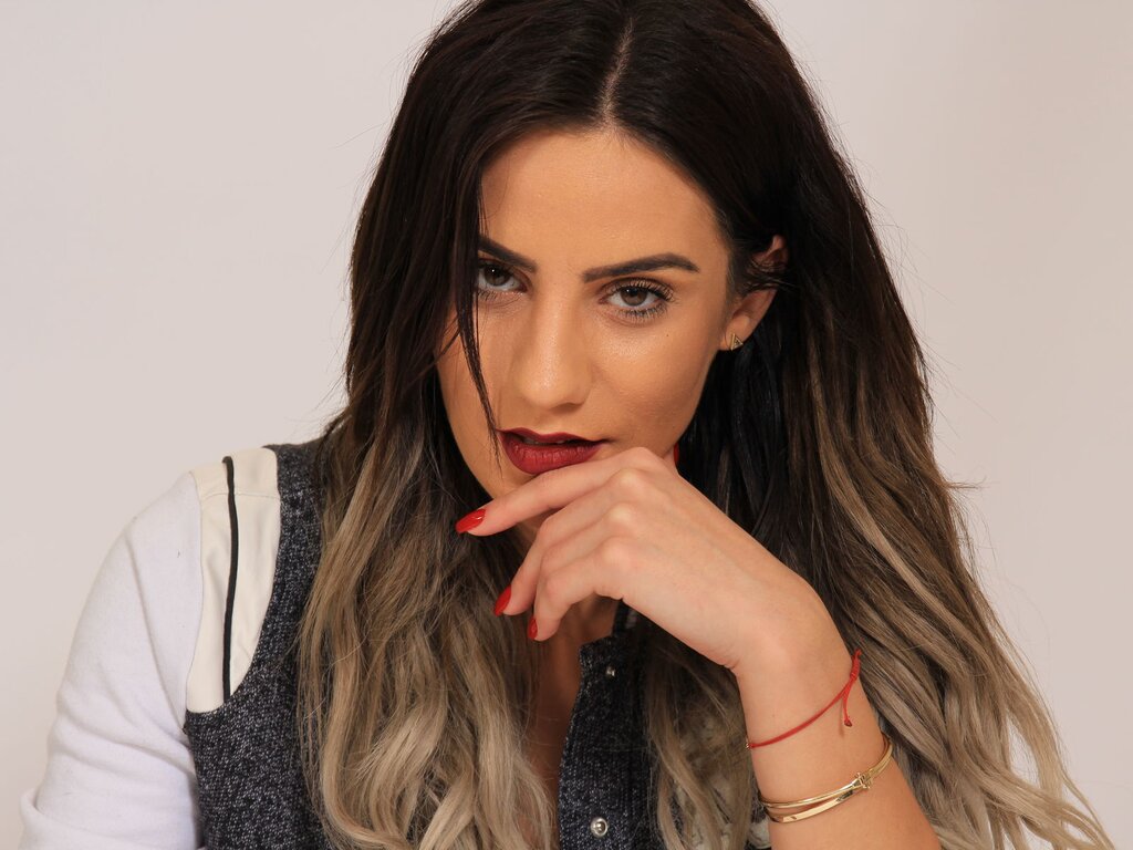 Enter VickyBliss VIP Show