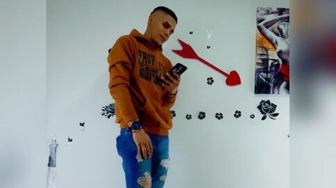 Enter WilliamFoster VIP Show